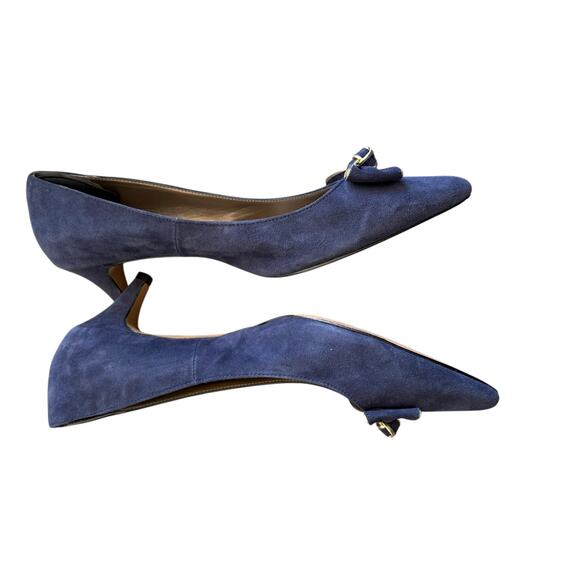 Talbots blue suede Edison gold bow kitten heel 9.5W pointed toe slip on classic - Picture 9 of 10